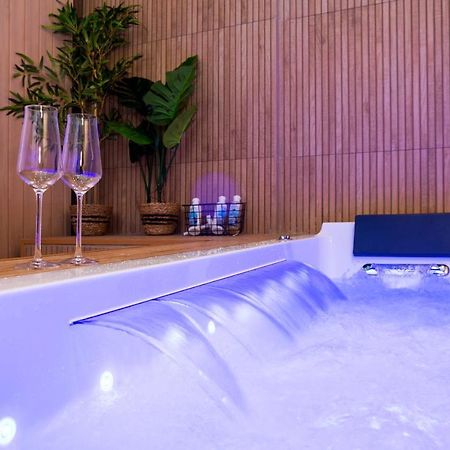 Art Deco Champagne & Spa Ρενς Εξωτερικό φωτογραφία