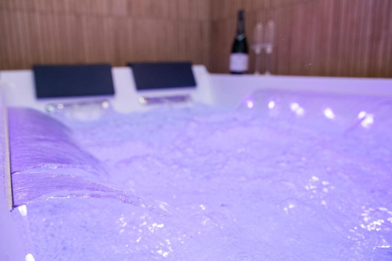 Art Deco Champagne & Spa Ρενς Εξωτερικό φωτογραφία